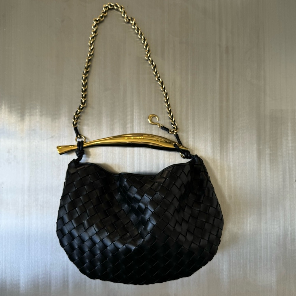 Bottega Veneta Intrecciato Small Leather Sardine Tote in Black - Picture 2 of 9